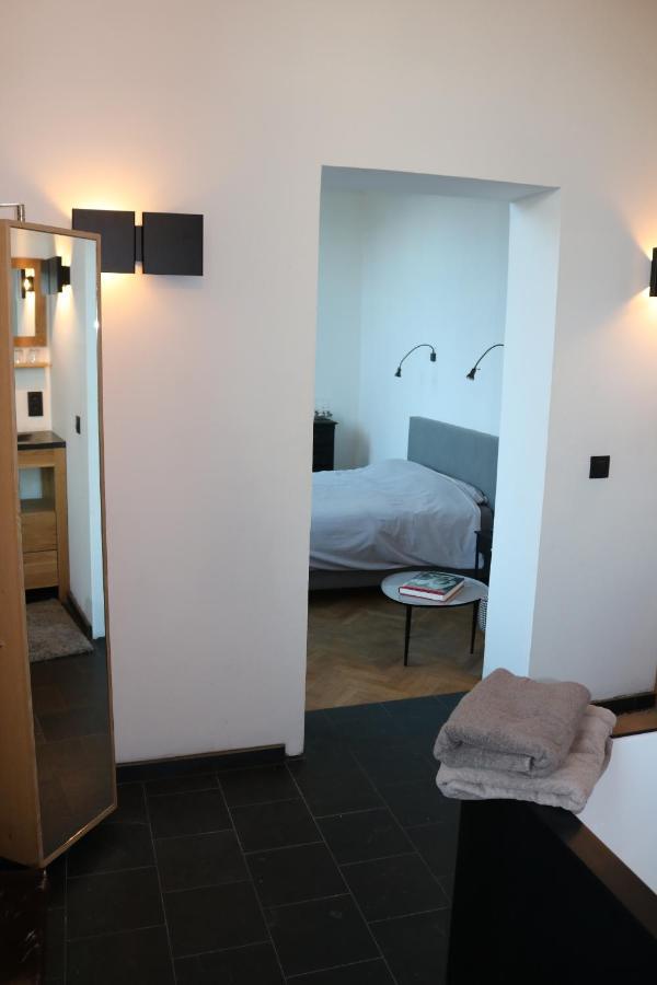 Peter House Bed & Breakfast นิเวลส์ ภายนอก รูปภาพ
