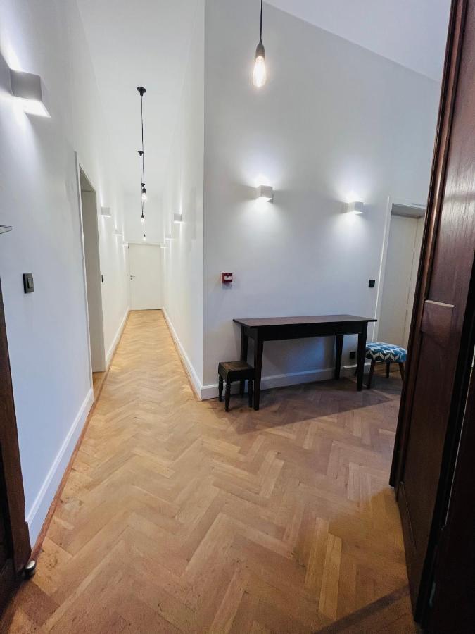 Peter House Bed & Breakfast นิเวลส์ ภายนอก รูปภาพ